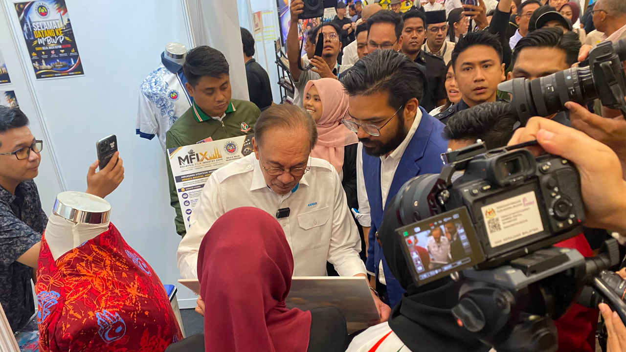 Batik Seri MADANI, MFIX jadi pemangkin peluang ekonomi belia - MBWP