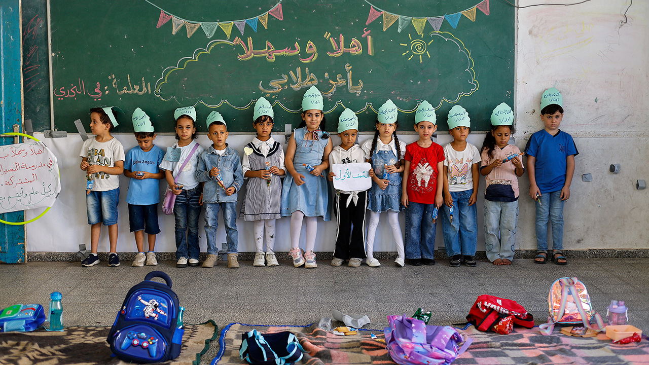 Palestinian students attend their first day of the new school year at an UNRWA school, in Nuseirat, in the central Gaza Strip, September 19, 2026. REUTERS/Mahmoud Issa