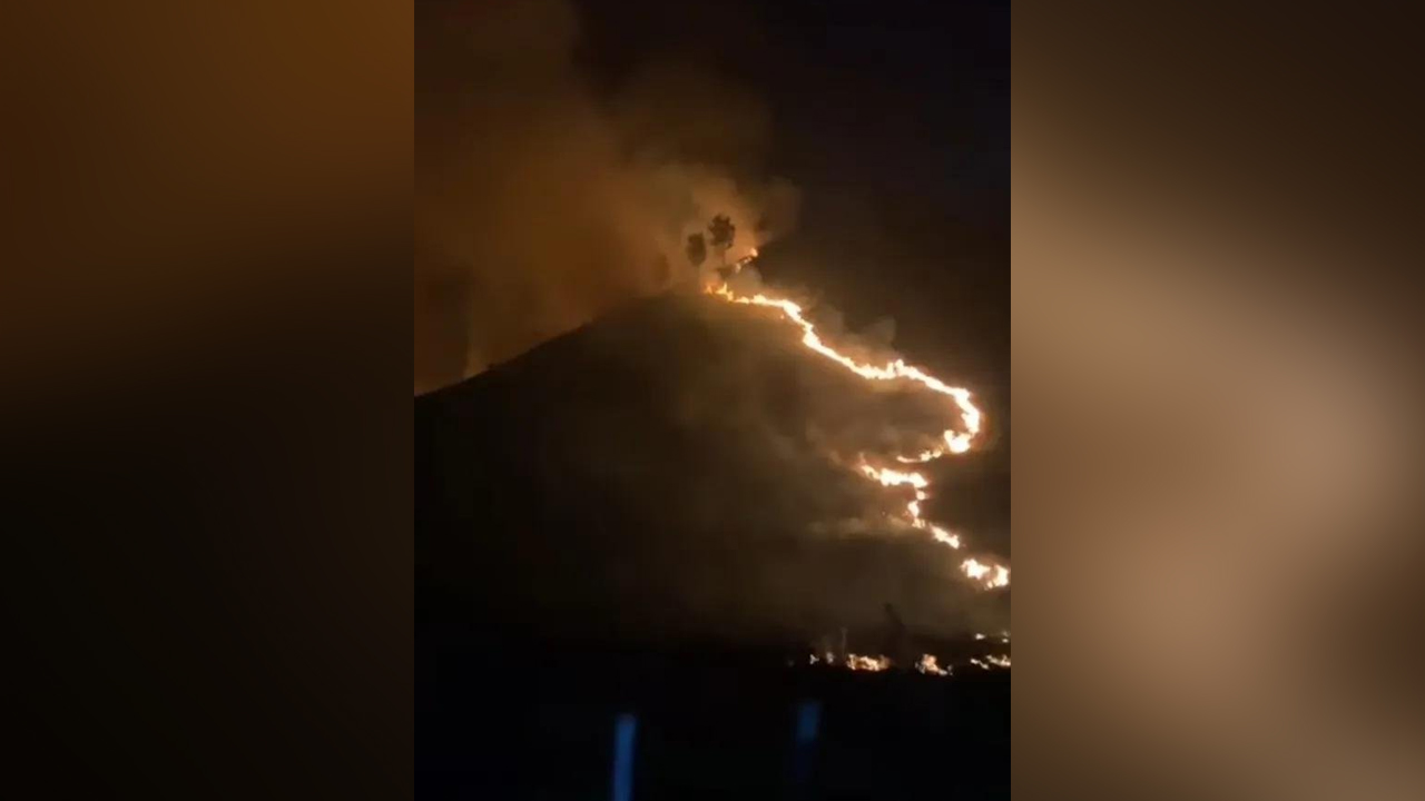 Kebakaran tercetus di Gunung Bromo, beberapa pintu masuk ditutup