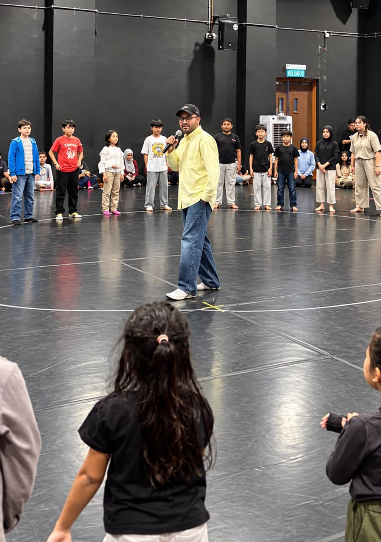 latihan teater… kredit awani