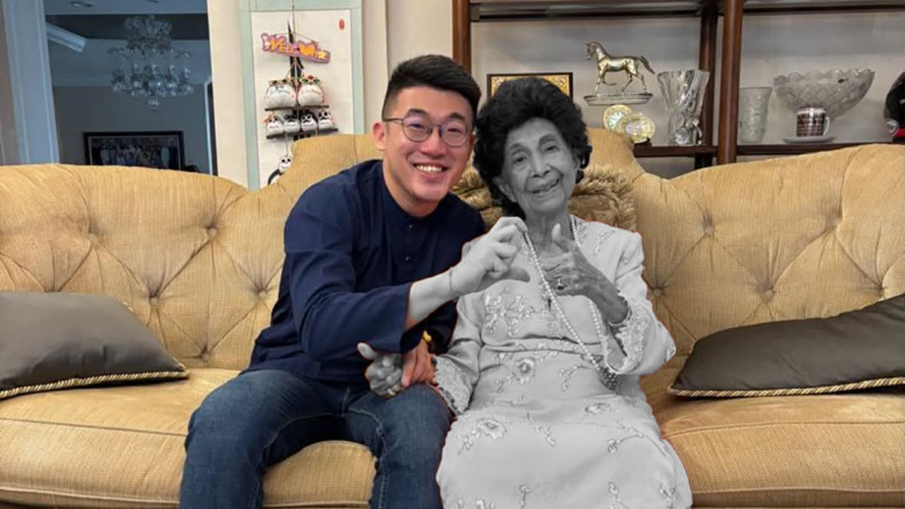 More than just a moment captured, this is a memory I will carry with me always. 🤍 Tun Hasmah was someone I deeply respected and admired. To have had the honour of being there, and to share even a small part of her journey, is something I will always treasure._Threads kevinchoo_